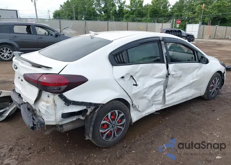 2018 Kia Forte Lx из США, поврежденный, VIN 3KPFL4A7XJE210036